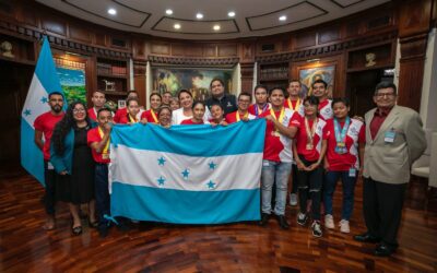 Presidenta Xiomara Castro juramenta a 14 atletas que participarán en Olimpiadas Especiales en Alemania