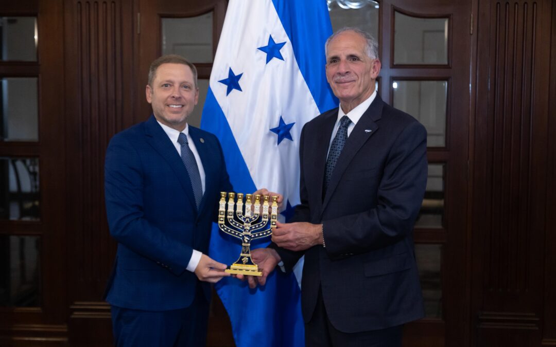 Presidente Nasry Asfura fortalece la cooperación internacional contra el antisemitismo