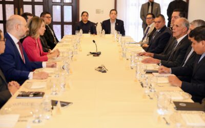 Presidente Asfura sostiene encuentro clave con el FMI